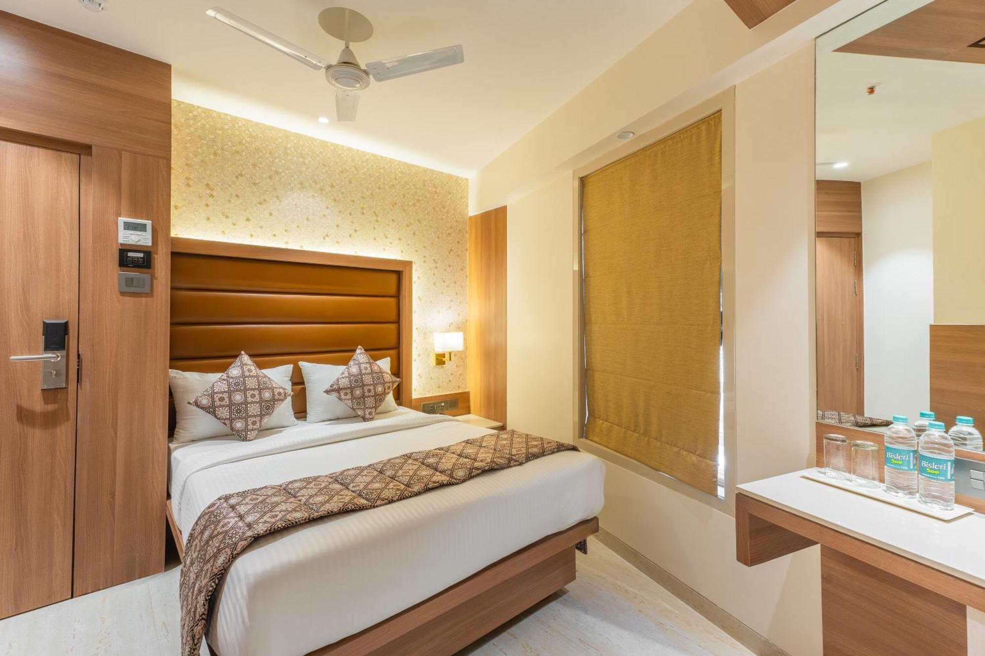 Deluxe Queen Room - Newly Constructed